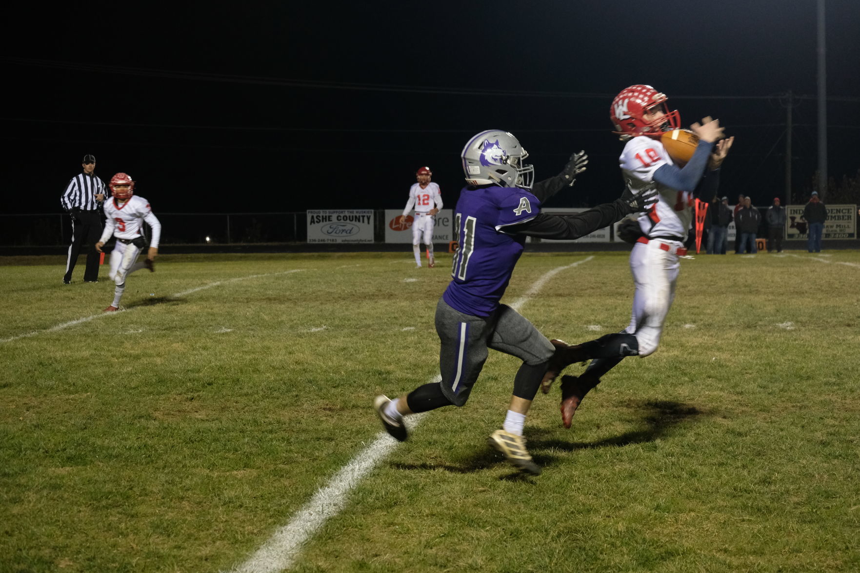 Huskies' season ends in blowout